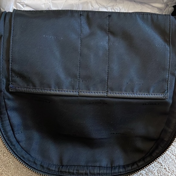 COACH Metropolitan Soft Backpack - Picture 8 of 9